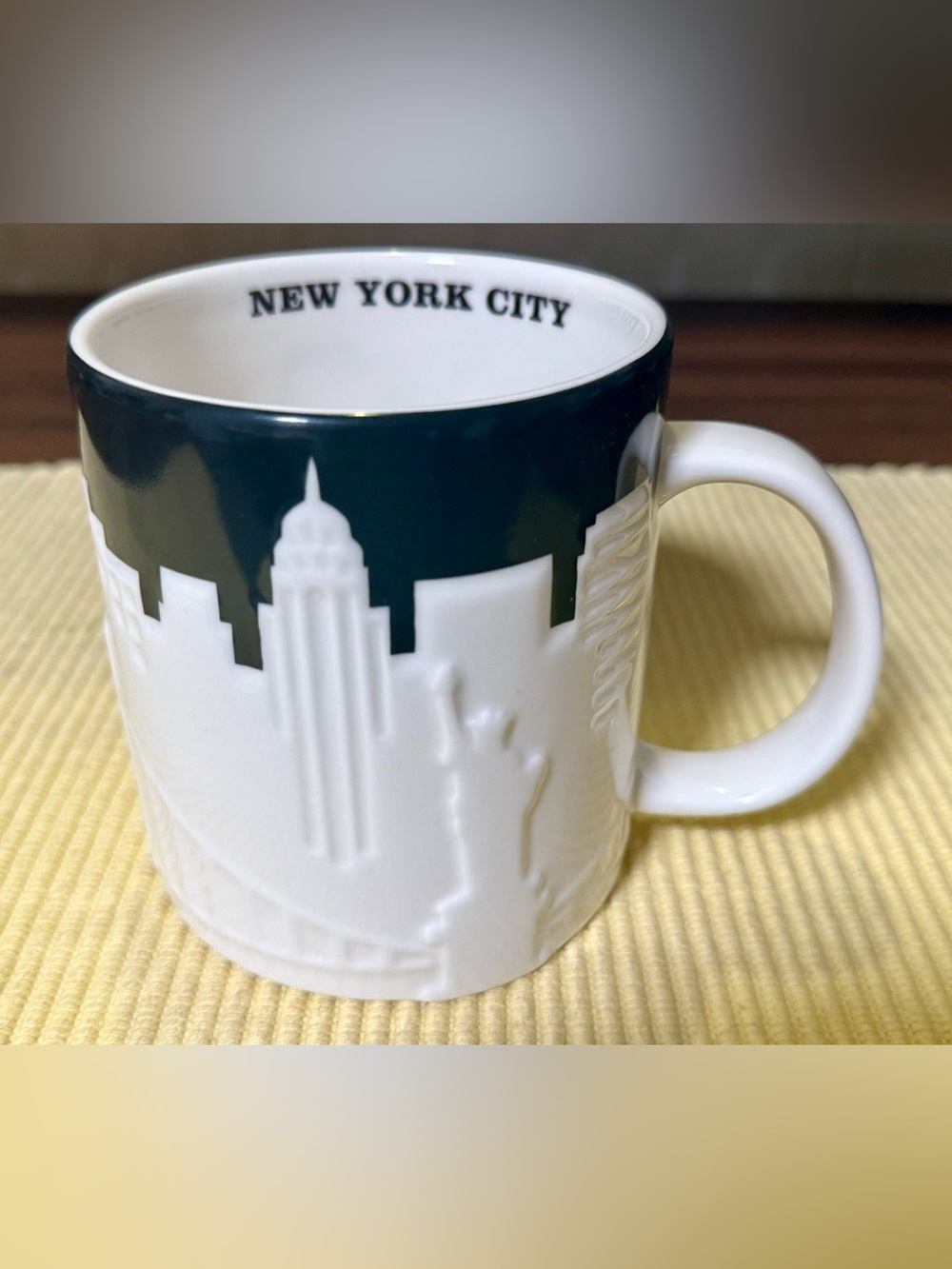 Starbucks NEW YORK CITY 3D Relief 2012 Collector's Series Skyline Mug 16 Ounces